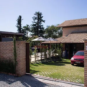  Casa de Férias Casa Refugio Do Quilombo, Com Piscina Aquecida, 16 Pessoas - Penha - Sc